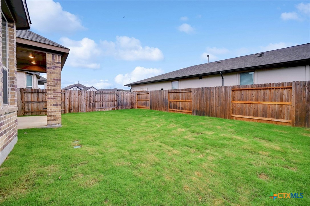 1813 Nettletree Property Photo 8