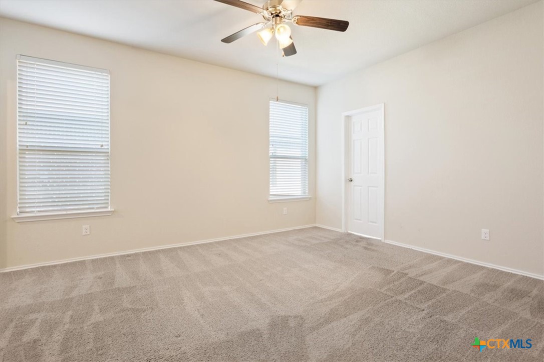 6301 Stonehaven Drive Property Photo 7
