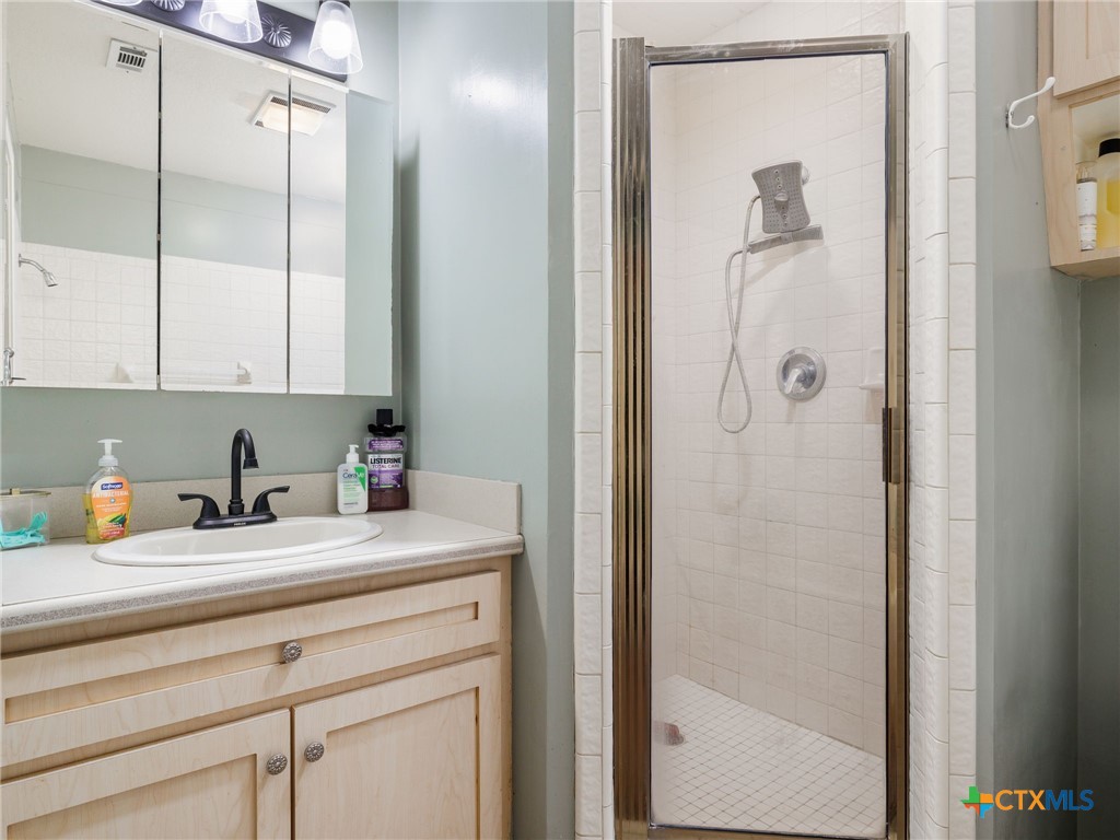 16113 Charlya Drive Property Photo 20
