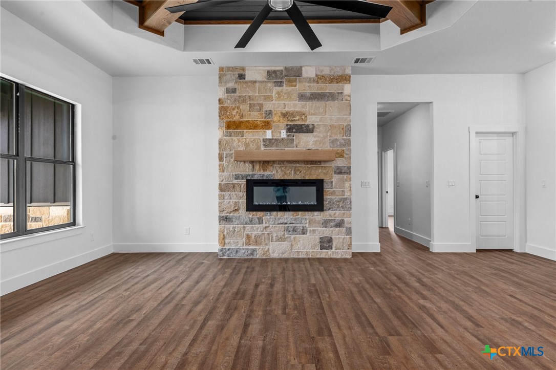 4991 Bella Charca Parkway Property Photo 13