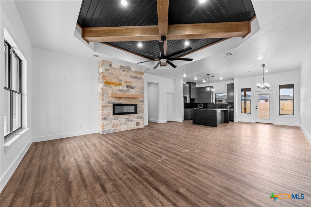 4991 Bella Charca Parkway Property Photo 14