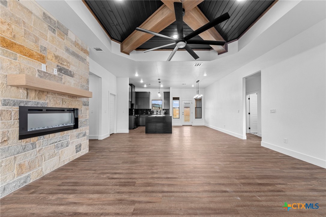 4991 Bella Charca Parkway Property Photo 15