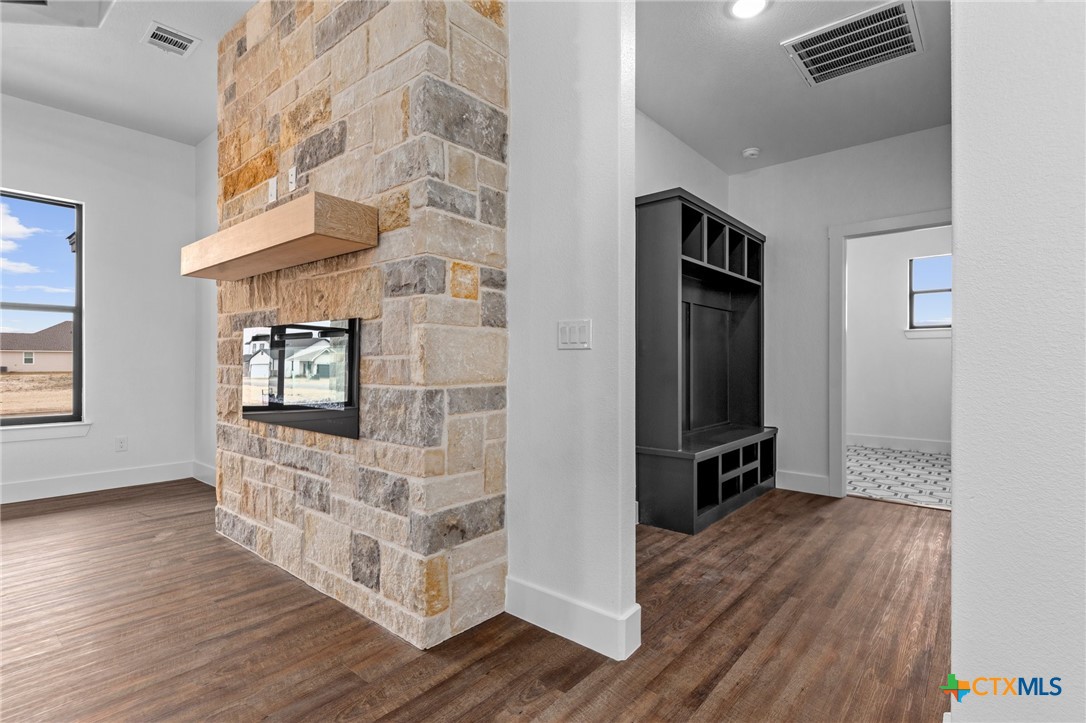 4991 Bella Charca Parkway Property Photo 23
