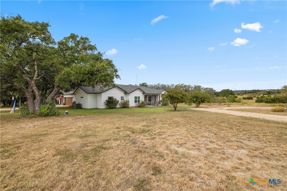 1090 County Road 334 Property Photo 2