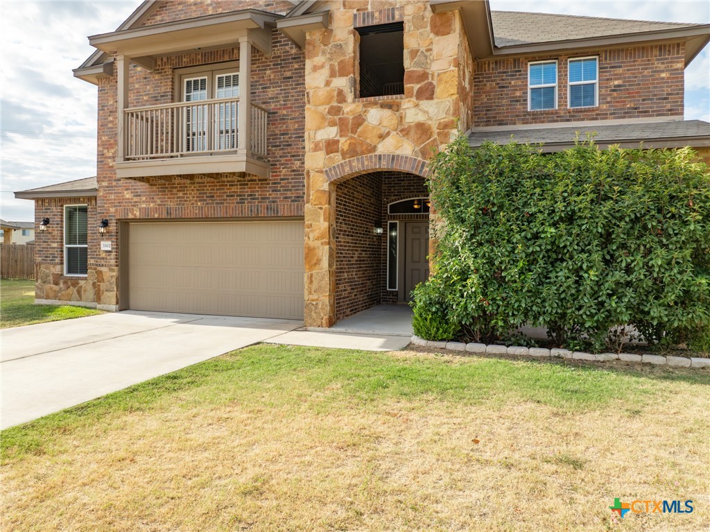 3302 Lorne Drive Property Photo 3