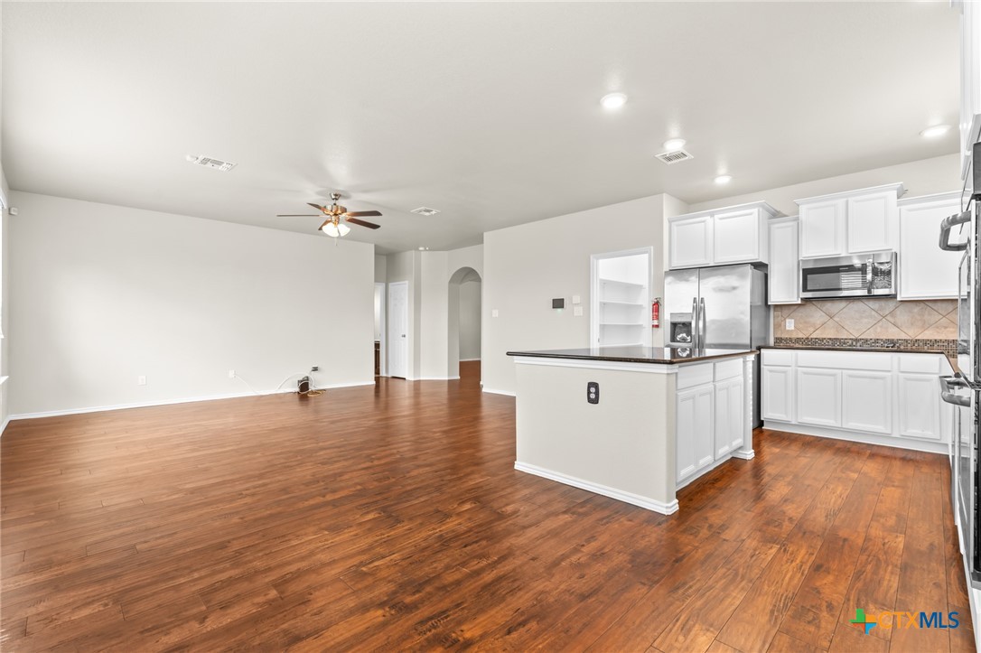 3302 Lorne Drive Property Photo 12