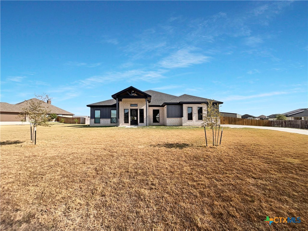 7202 Day Drive Property Photo 1