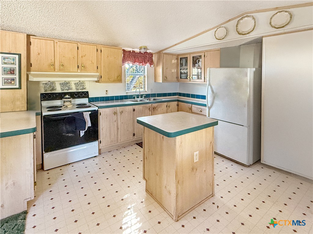 5108 Cowan Road Property Photo 3