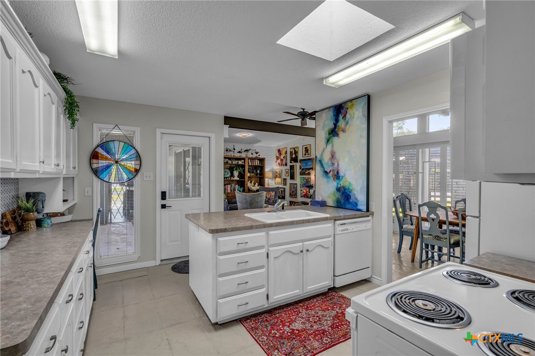 531 Berkeley Street Property Photo 11