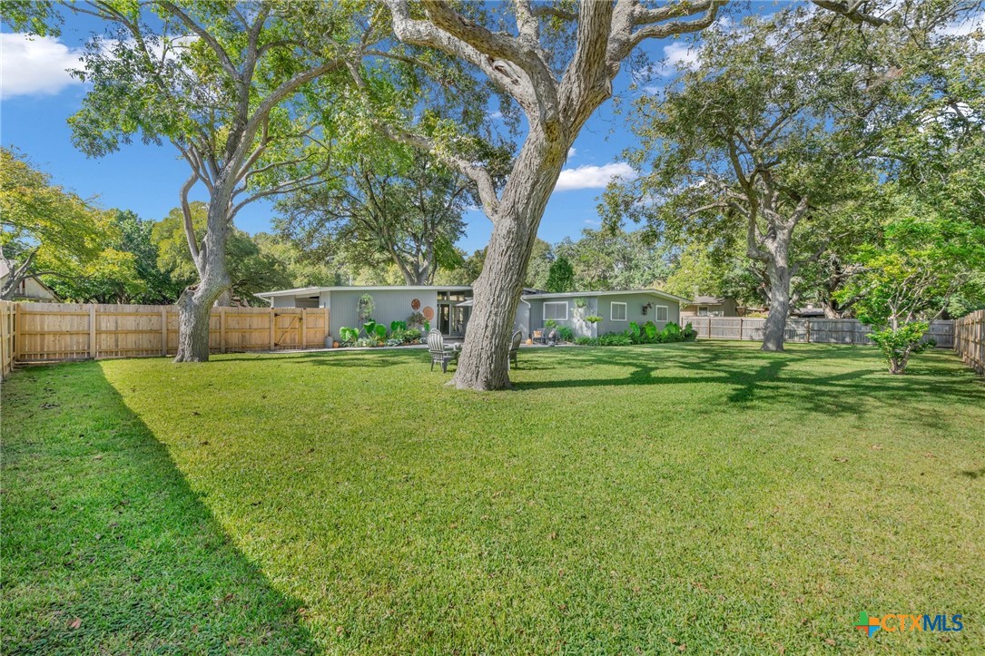 531 Berkeley Street Property Photo 23