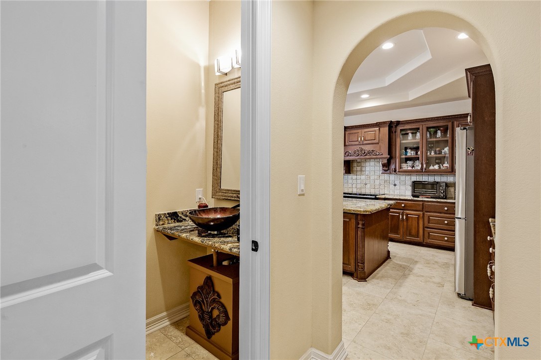 48 Post Oak Run Property Photo 13