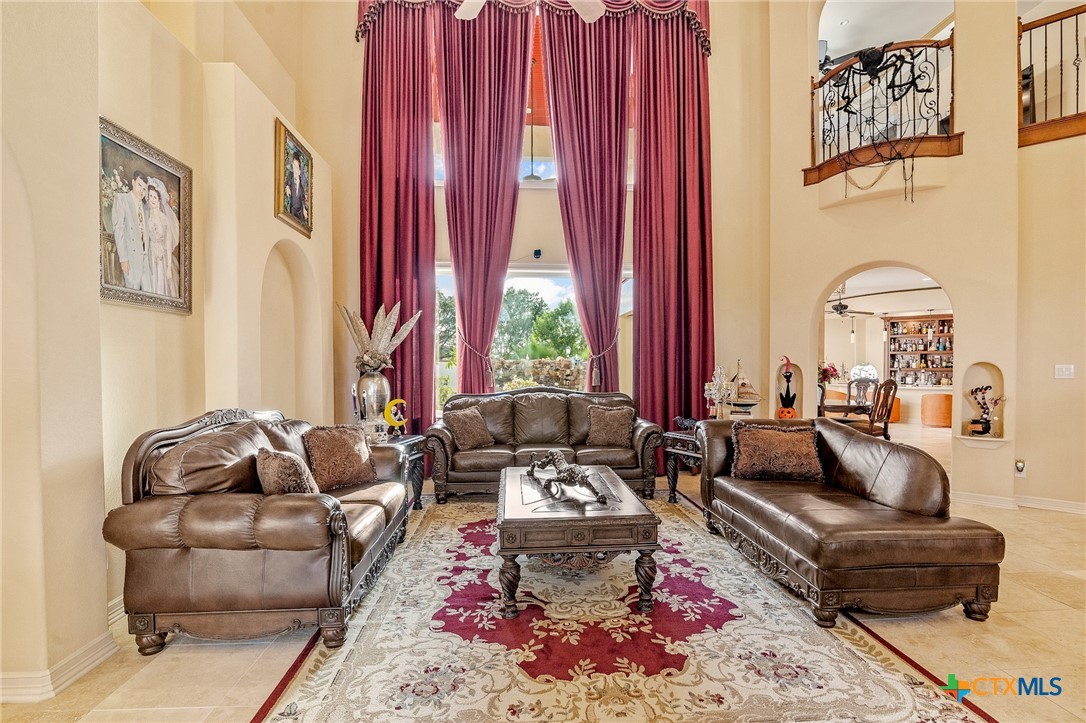 48 Post Oak Run Property Photo 15