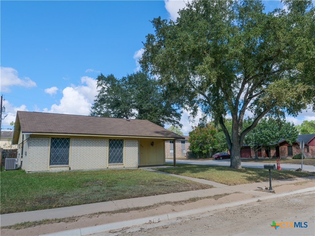 316 Monterrey Drive Property Photo 1