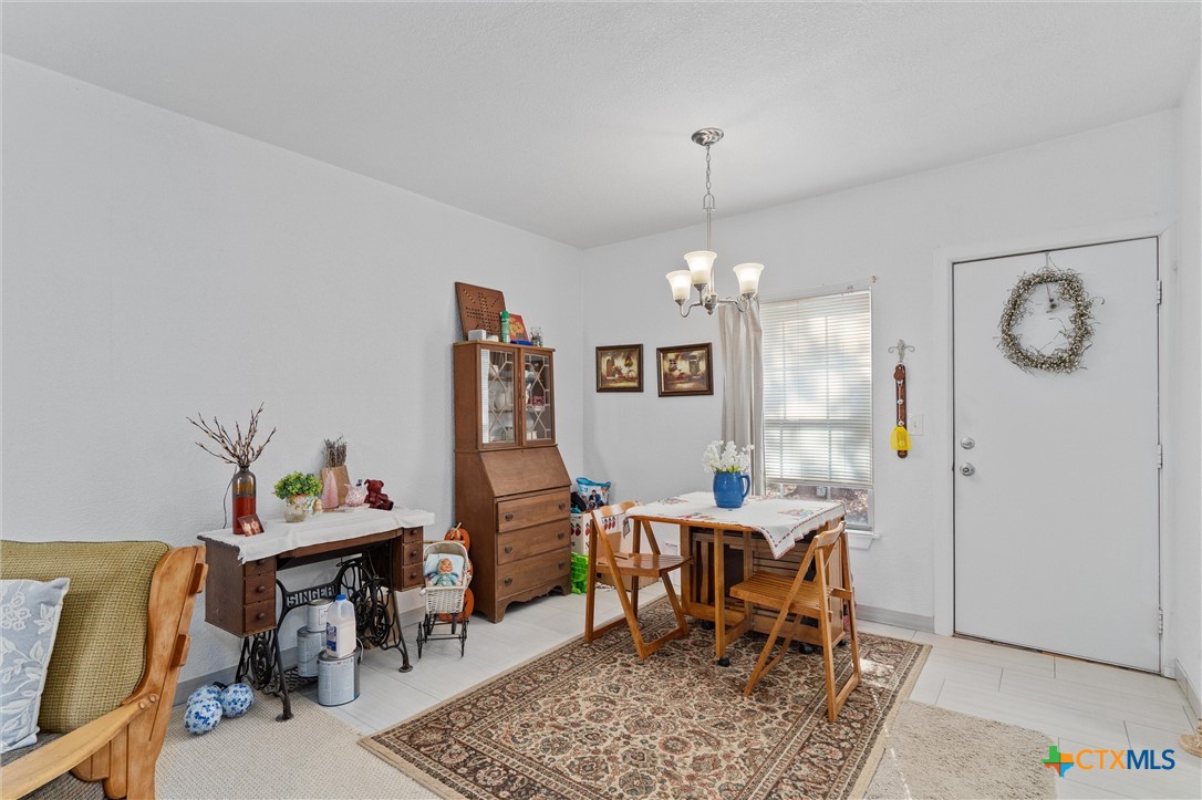 322 E Hamilton Avenue Property Photo 10