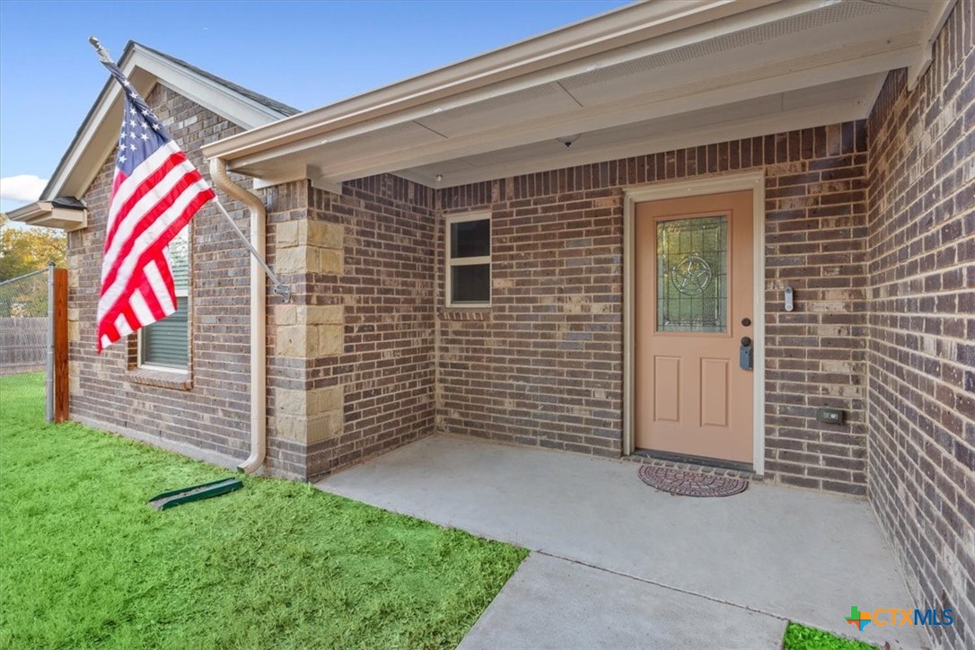 9 Shetland Drive Property Photo 2