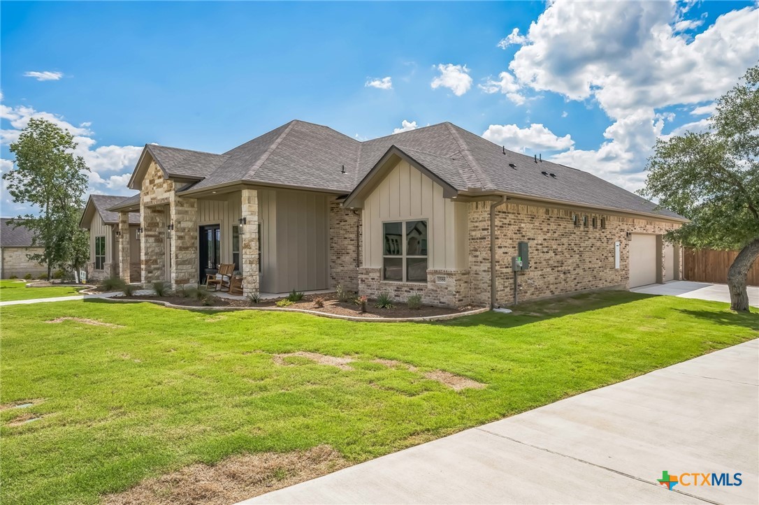 1586 Bosque Lago Property Photo 2