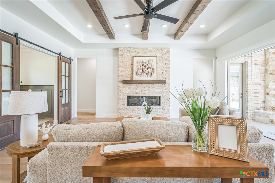 1586 Bosque Lago Property Photo 7