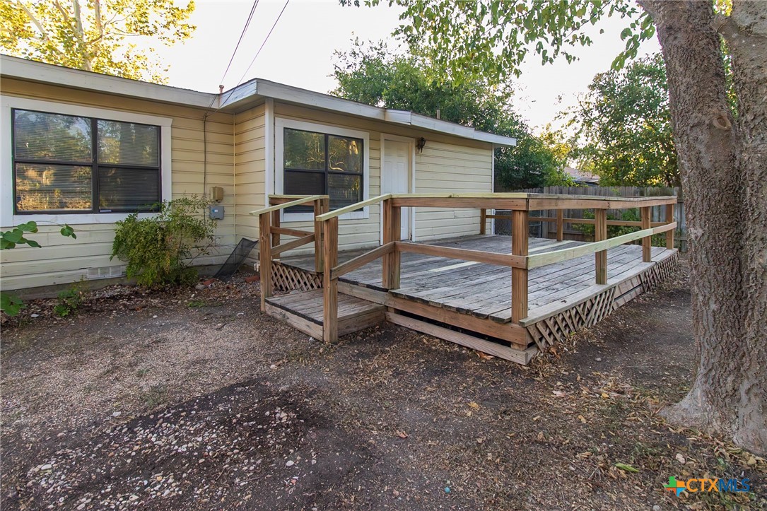 210 W Zenith Avenue Property Photo 19