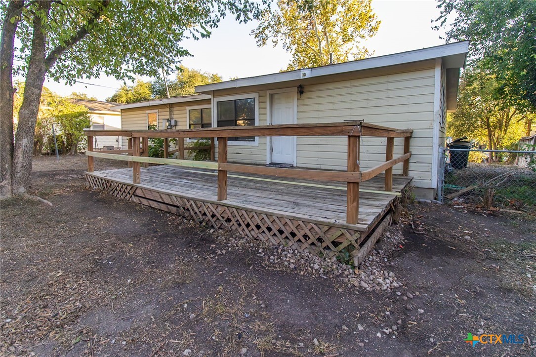 210 W Zenith Avenue Property Photo 20