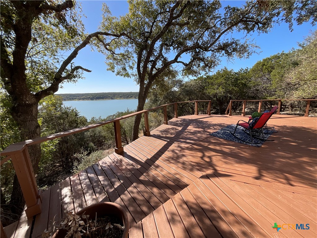 15933 Goliad Loop Property Photo 1