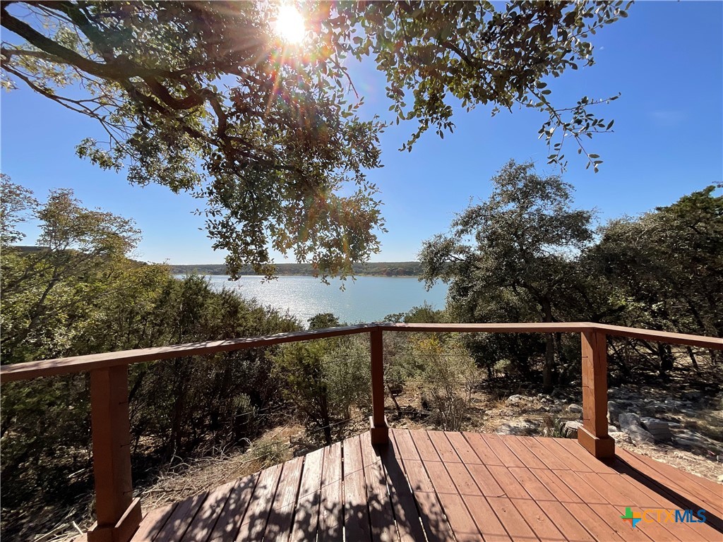 15933 Goliad Loop Property Photo 5