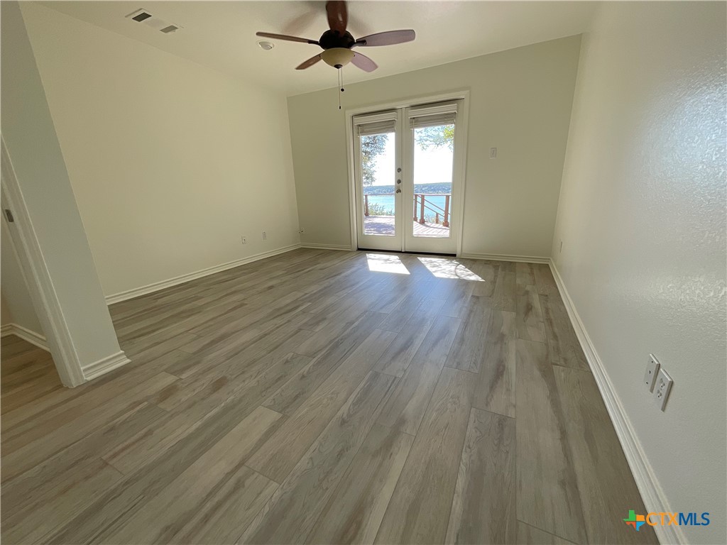 15933 Goliad Loop Property Photo 19