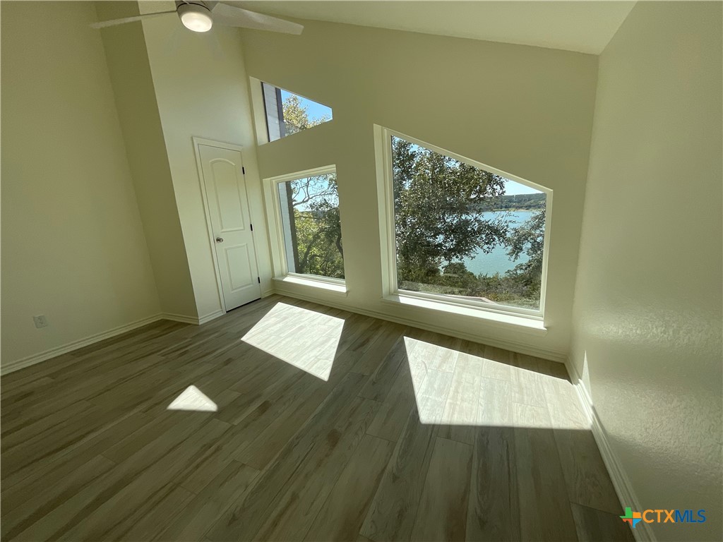 15933 Goliad Loop Property Photo 36