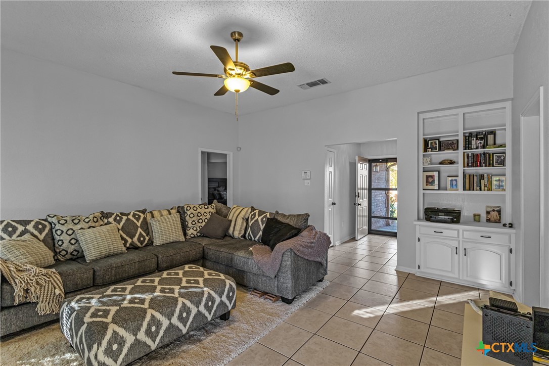 1808 Rally Lane Property Photo 6