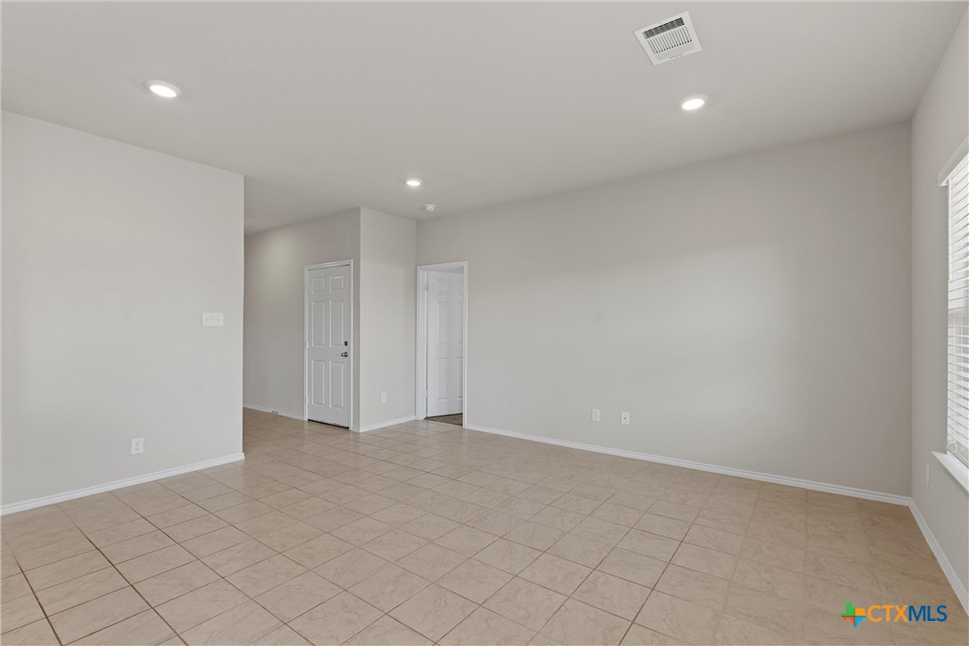 4904 Karen Green Drive Property Photo 4