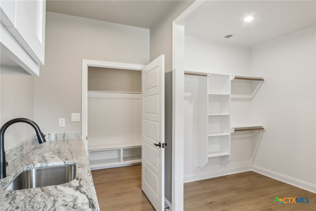 4007 Aerie Street Property Photo 21