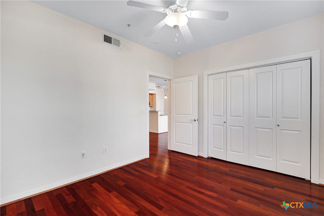 7342 Oak Manor Drive 1204 Property Photo 20