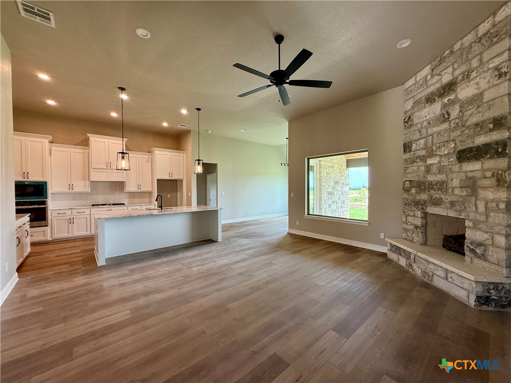 4001 Aerie Street Property Photo 3