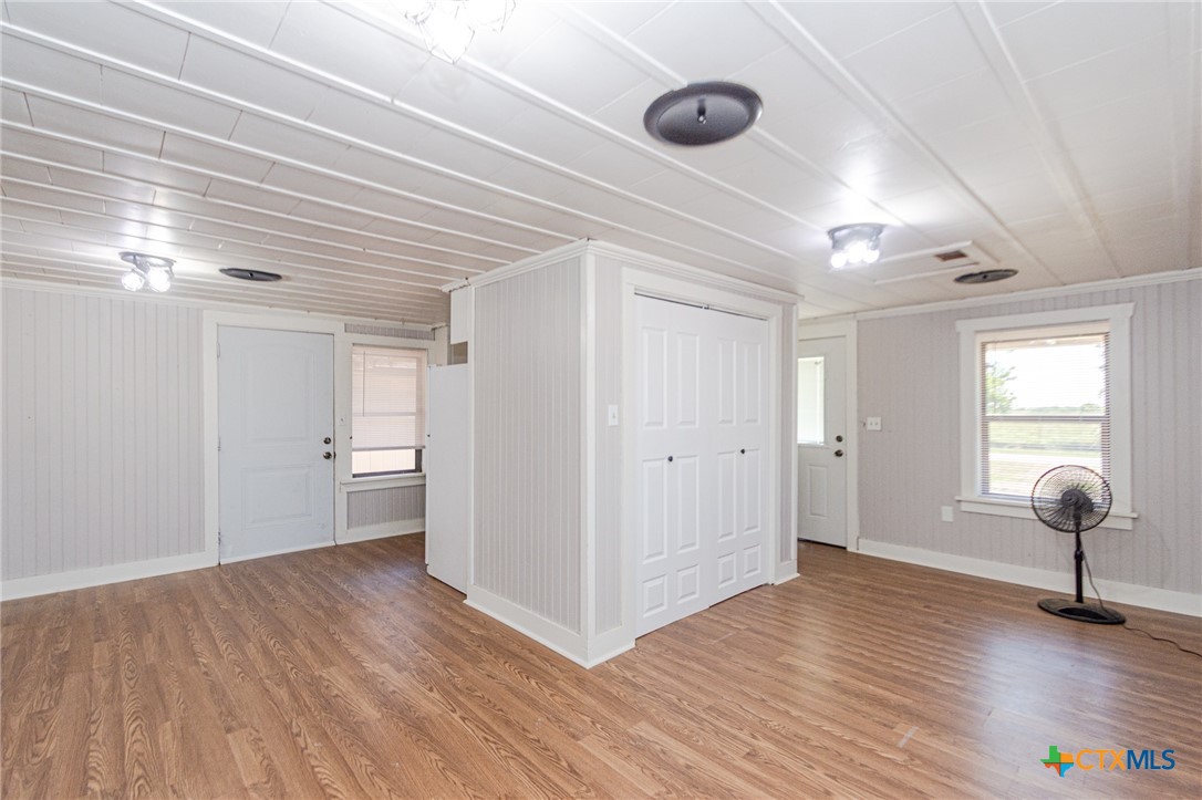 871 County Road 340 Property Photo 7