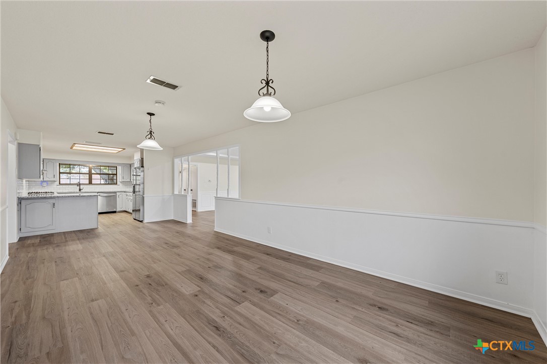 2909 Oaklawn Drive Property Photo 8