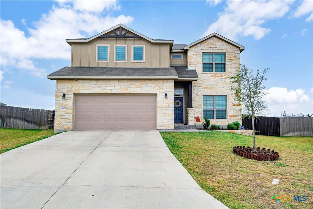 2229 Chia Court Property Photo 1