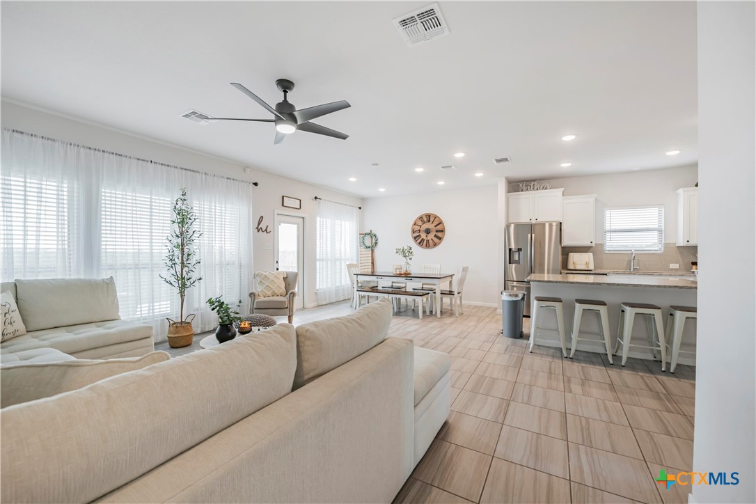 2229 Chia Court Property Photo 6