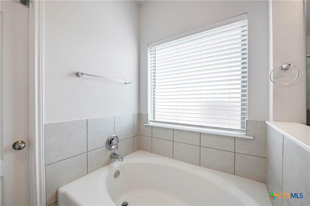 2229 Chia Court Property Photo 15