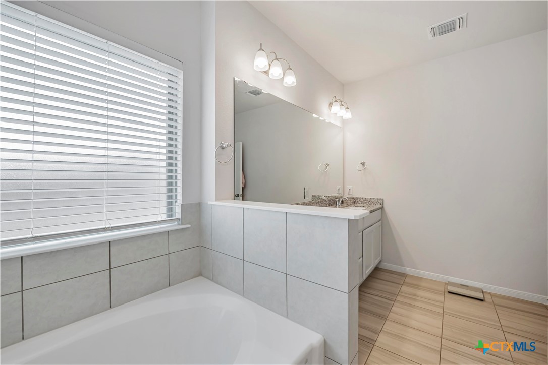 2229 Chia Court Property Photo 16