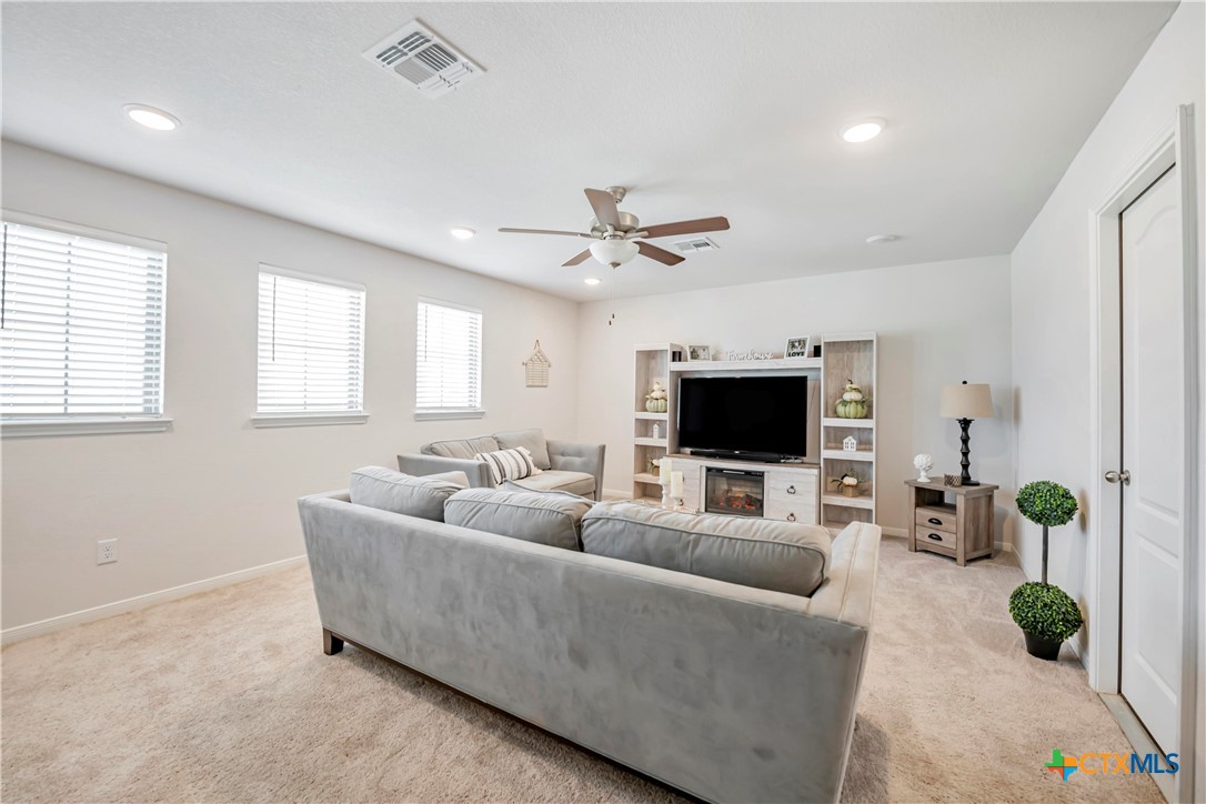 2229 Chia Court Property Photo 29