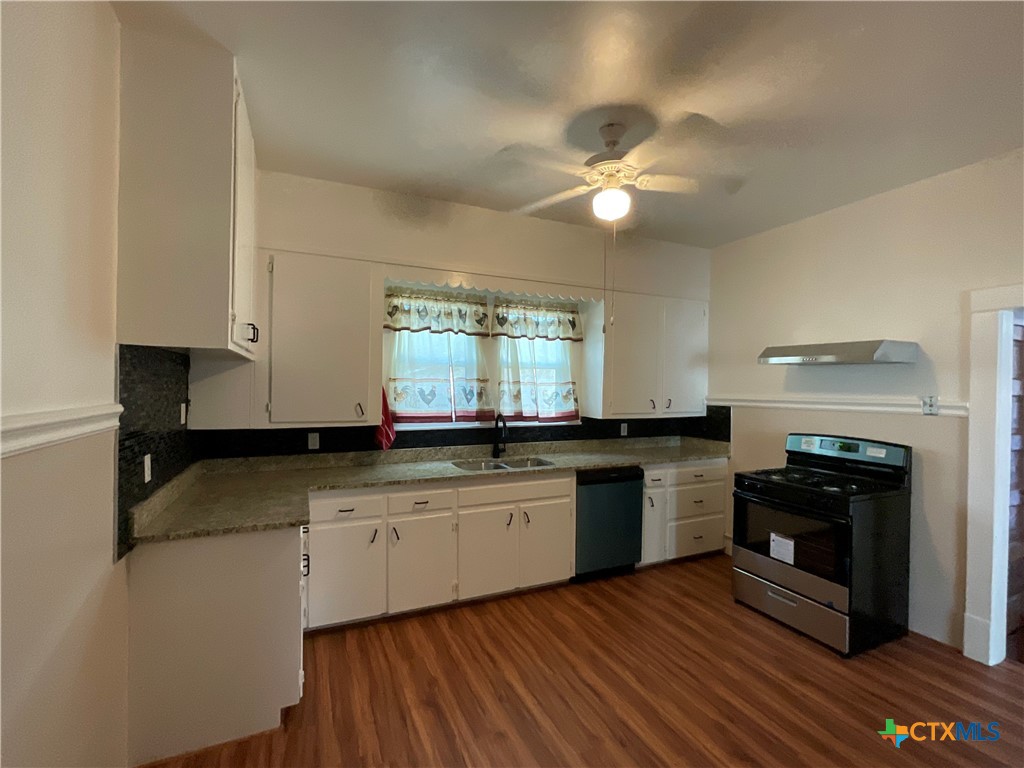 1203 E Third Street Property Photo 7