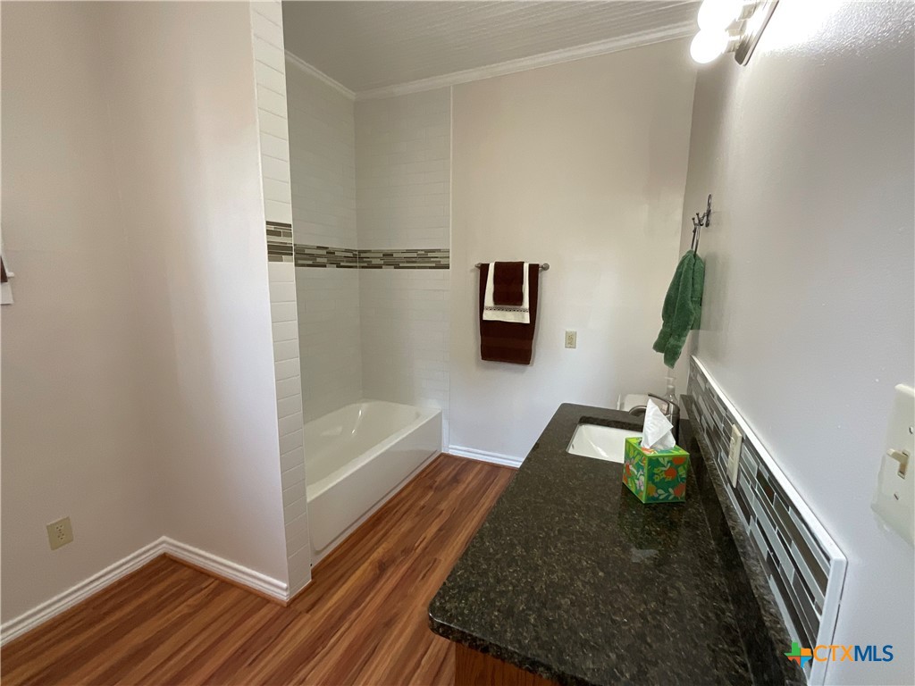 1203 E Third Street Property Photo 12