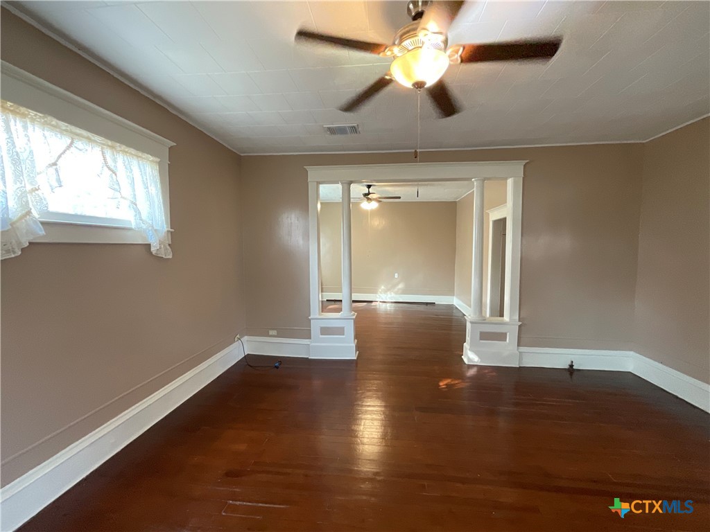 1203 E Third Street Property Photo 13