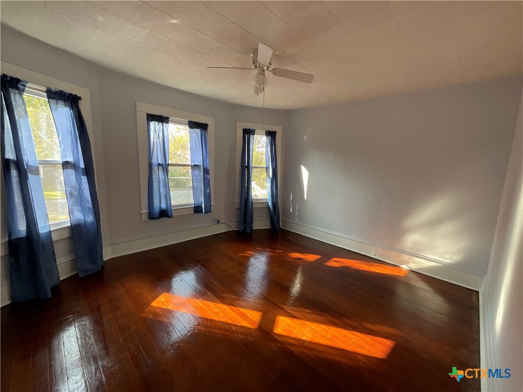 1203 E Third Street Property Photo 21