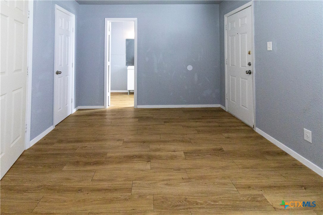 118 West Avenue A Property Photo 8
