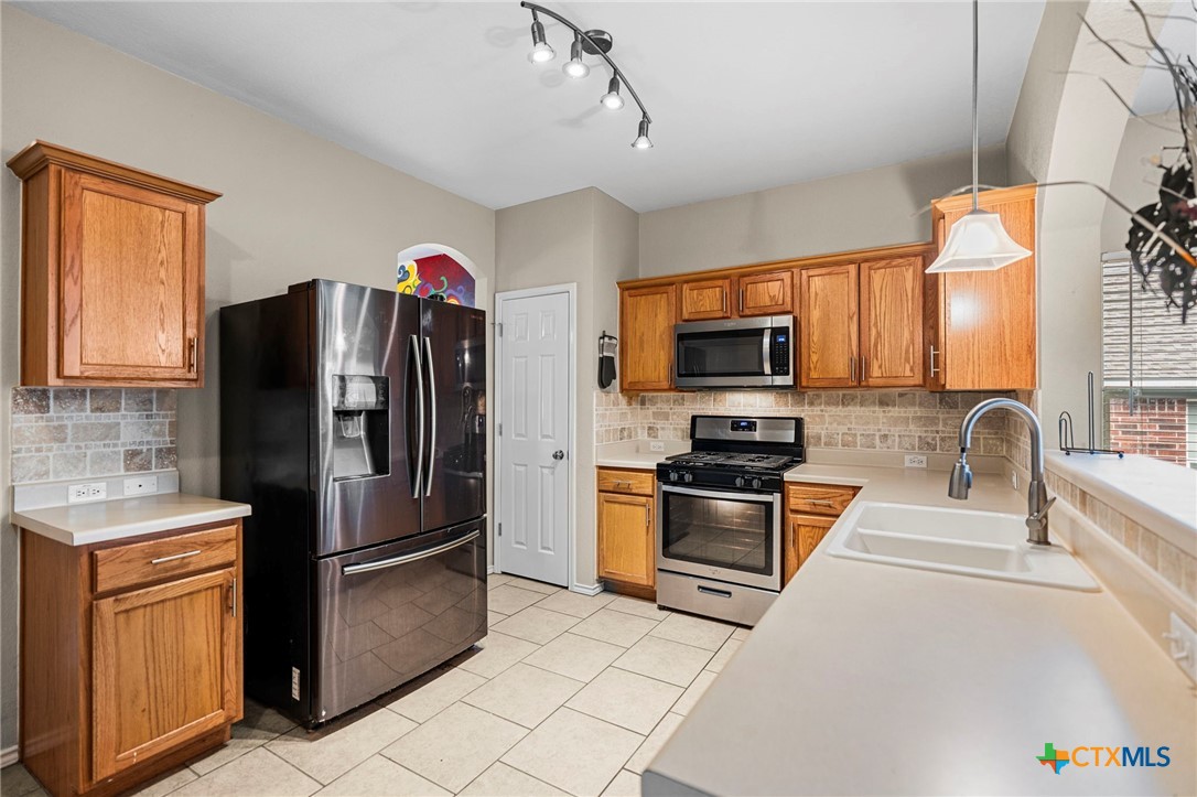 156 N Maplewood Property Photo 12