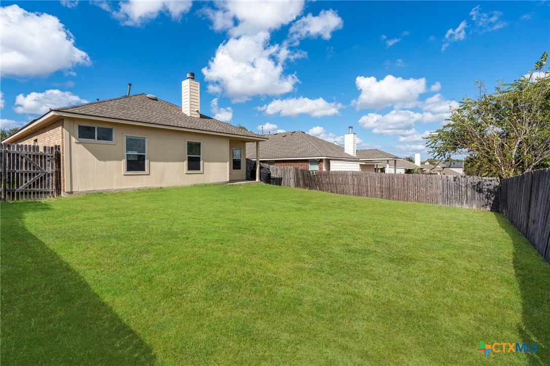 156 N Maplewood Property Photo 30