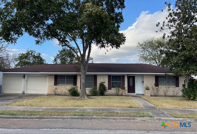 2406 E Locust Avenue Property Photo
