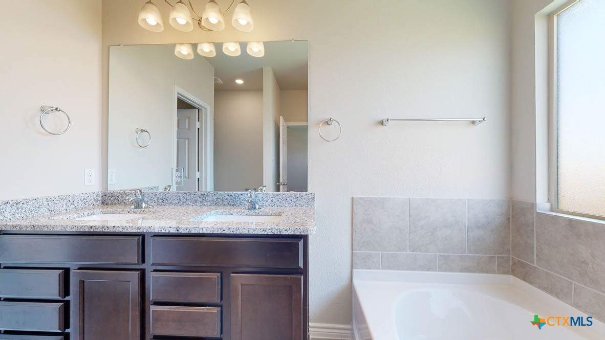 14066 Carsten Loop Property Photo 16