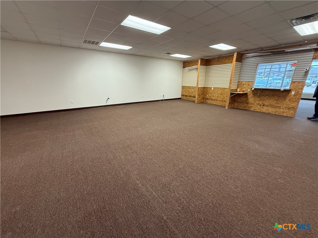 1900 E Elms Road 101 Property Photo 11