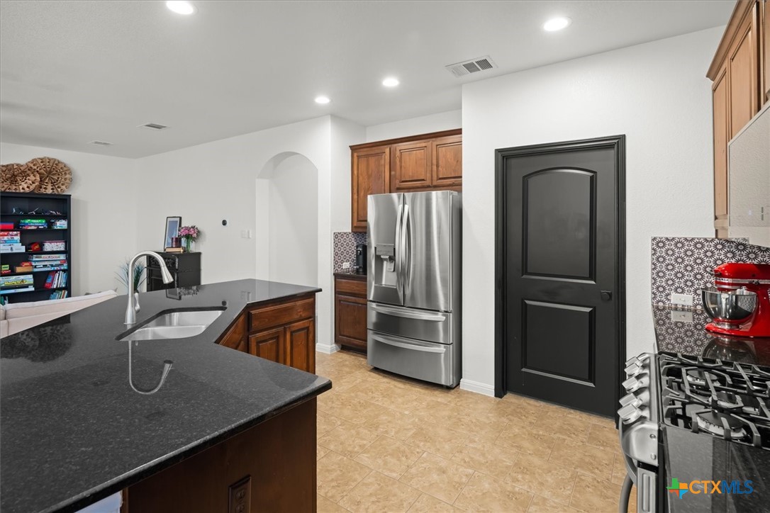 110 Silo Street Property Photo 10